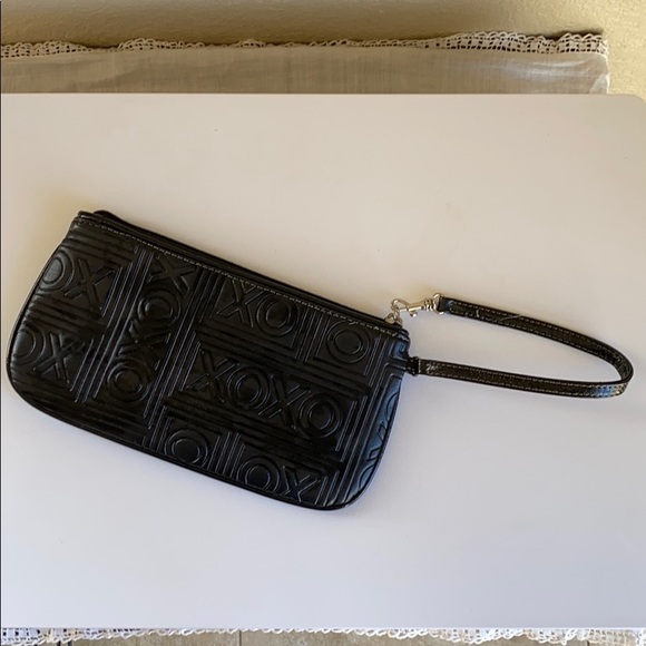 XOXO Wristlet - Black w/XOXO Print Embossed - Picture 2 of 5